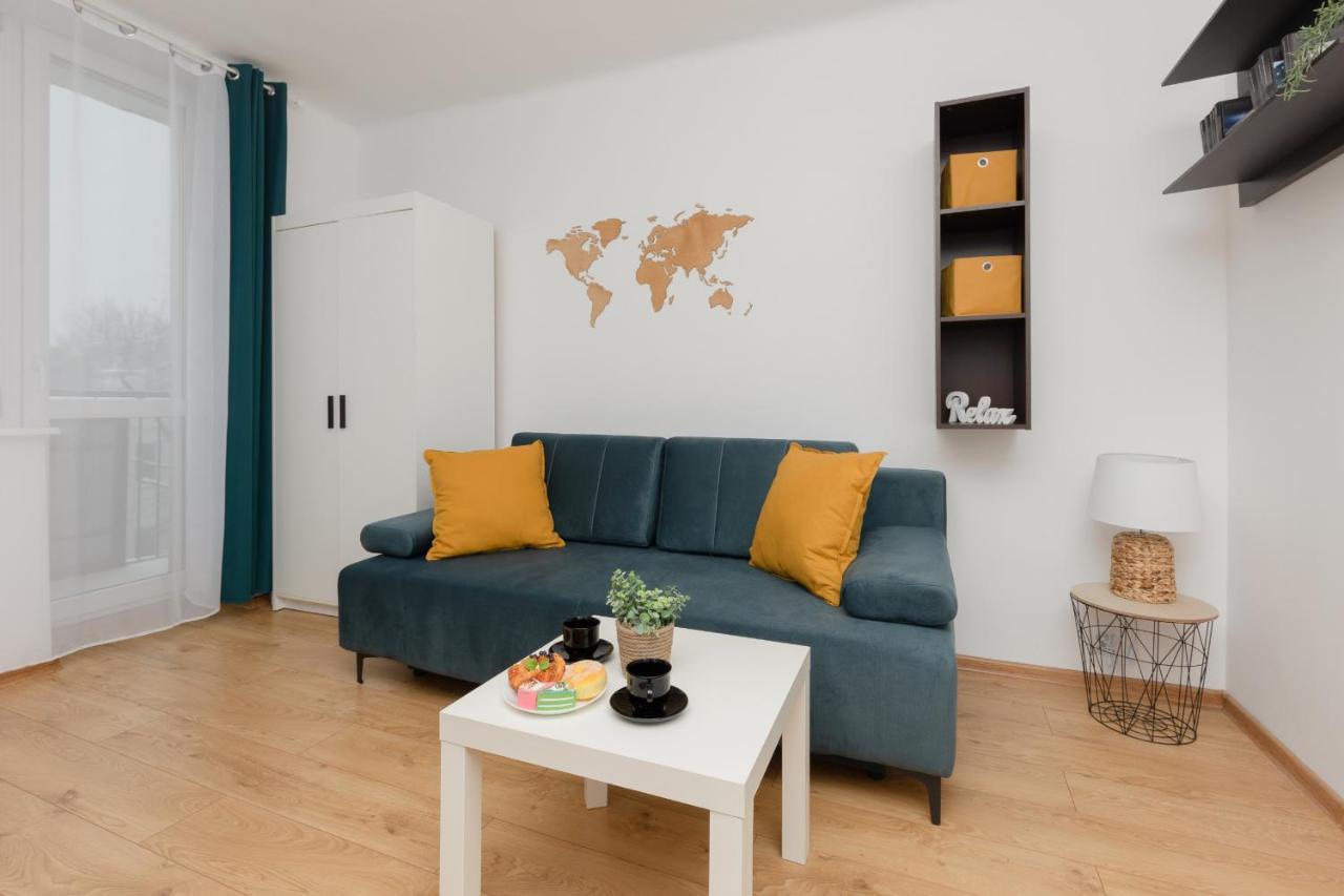 Apartamento Warsaw Airport Studio Astronautow With Balcony By Renters Exterior foto