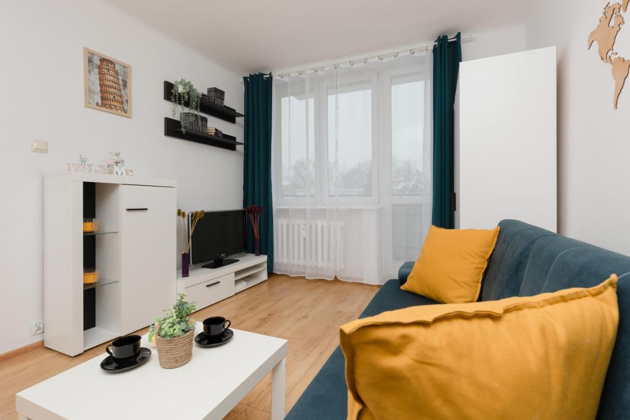 Apartamento Warsaw Airport Studio Astronautow With Balcony By Renters Exterior foto